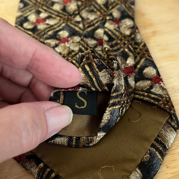 Robert Talbott Black and Gold Floral Tie Gold Black Red Tones - Picture 2 of 6